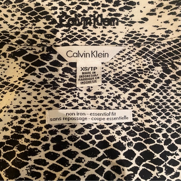 Calvin Klein Animal Print Blouse - Picture 6 of 13